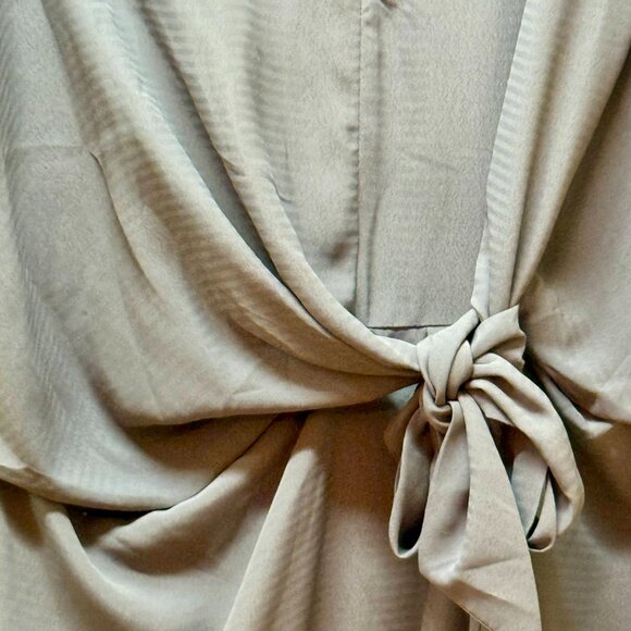 Entro dress with waist tie - Picture 3 of 5